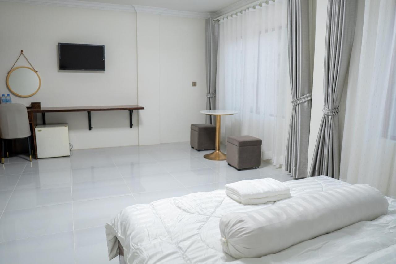 Empire House, Phnom Penh Hotel Eksteriør billede