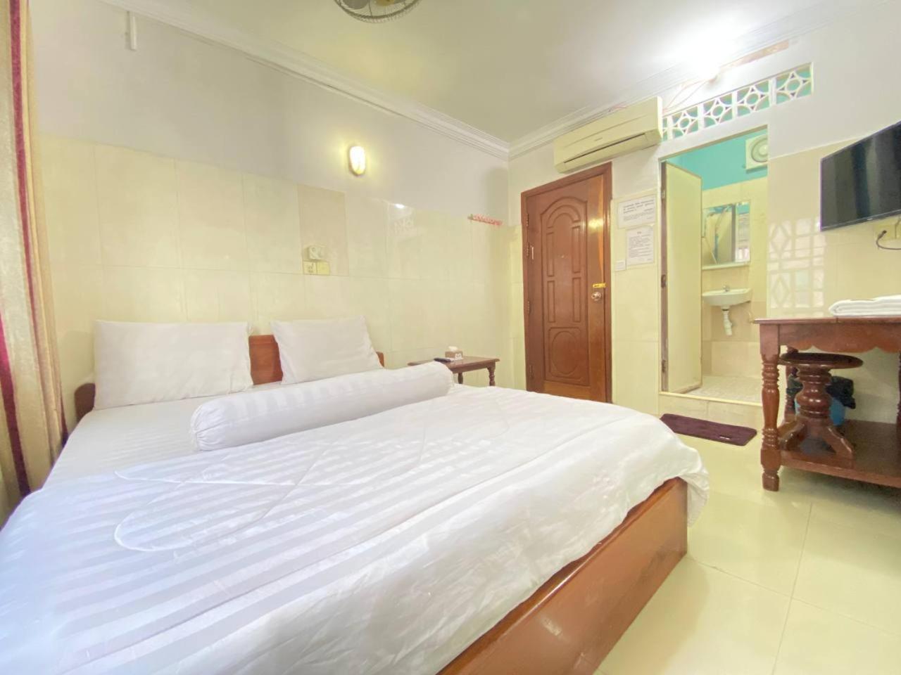 Empire House, Phnom Penh Hotel Eksteriør billede